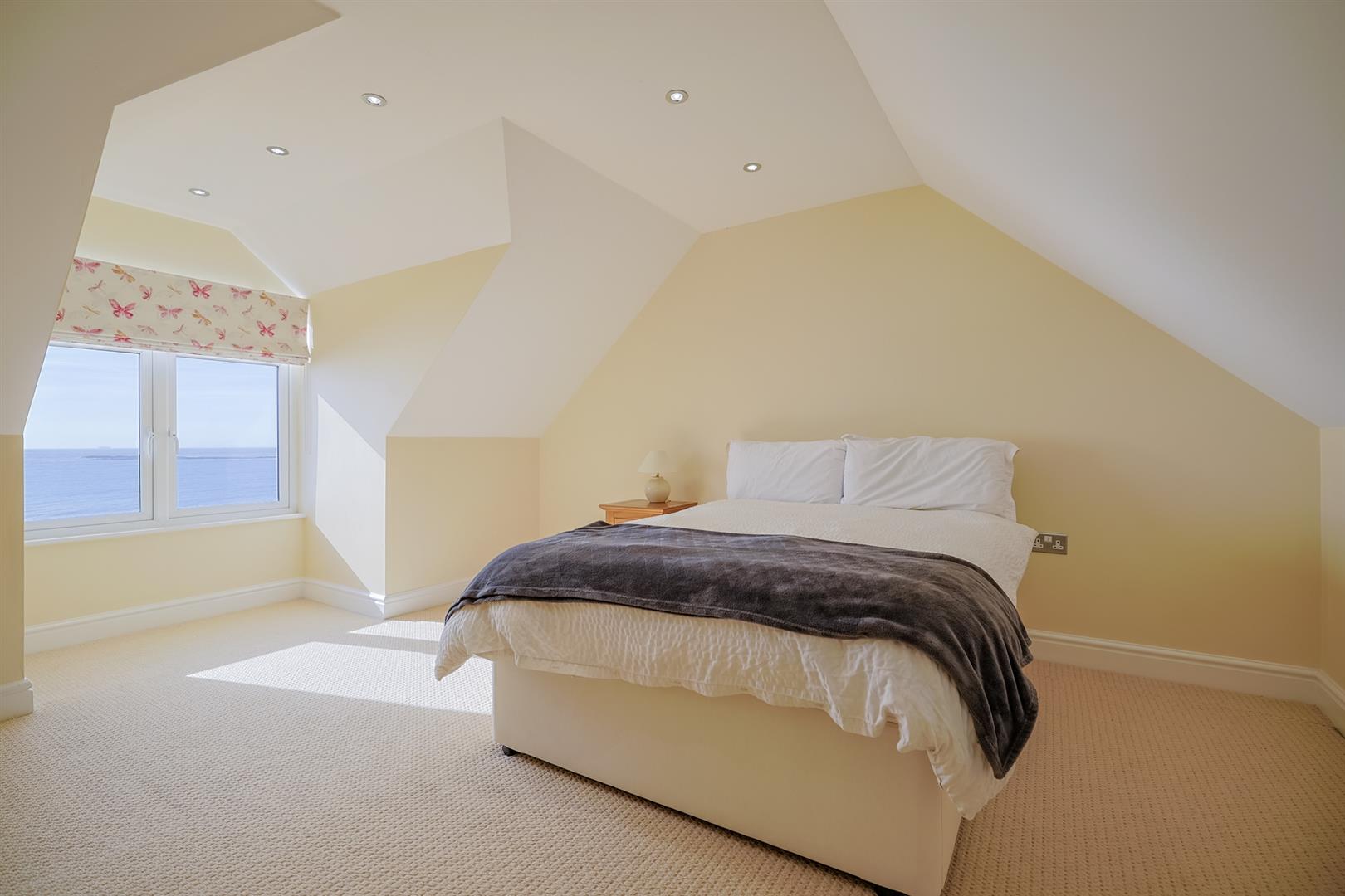 Seascape, Horton, Swansea, SA3 1LB